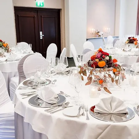 Parkhotel Krone Hotel 4*