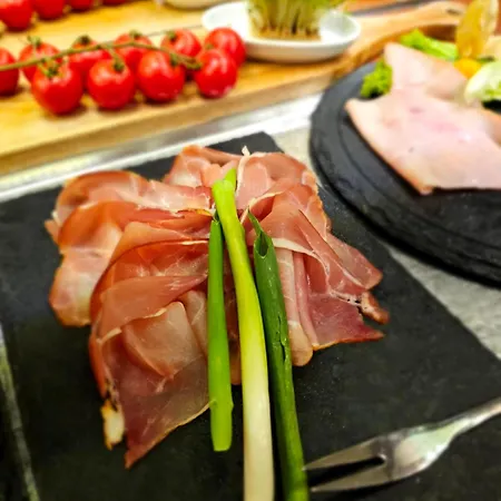 Parkhotel Krone Hotel