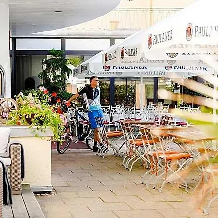 Parkhotel Krone Hotel 4*