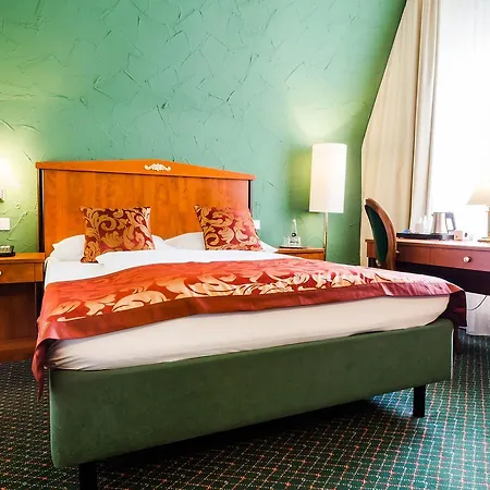 Parkhotel Krone Бенсхайм